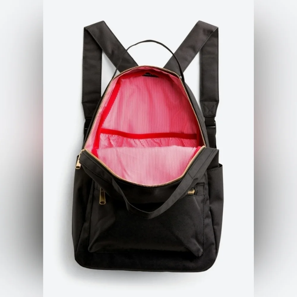 NWOT | Herschel | Nova Backpack | Mid-Volume 18.0L | Black